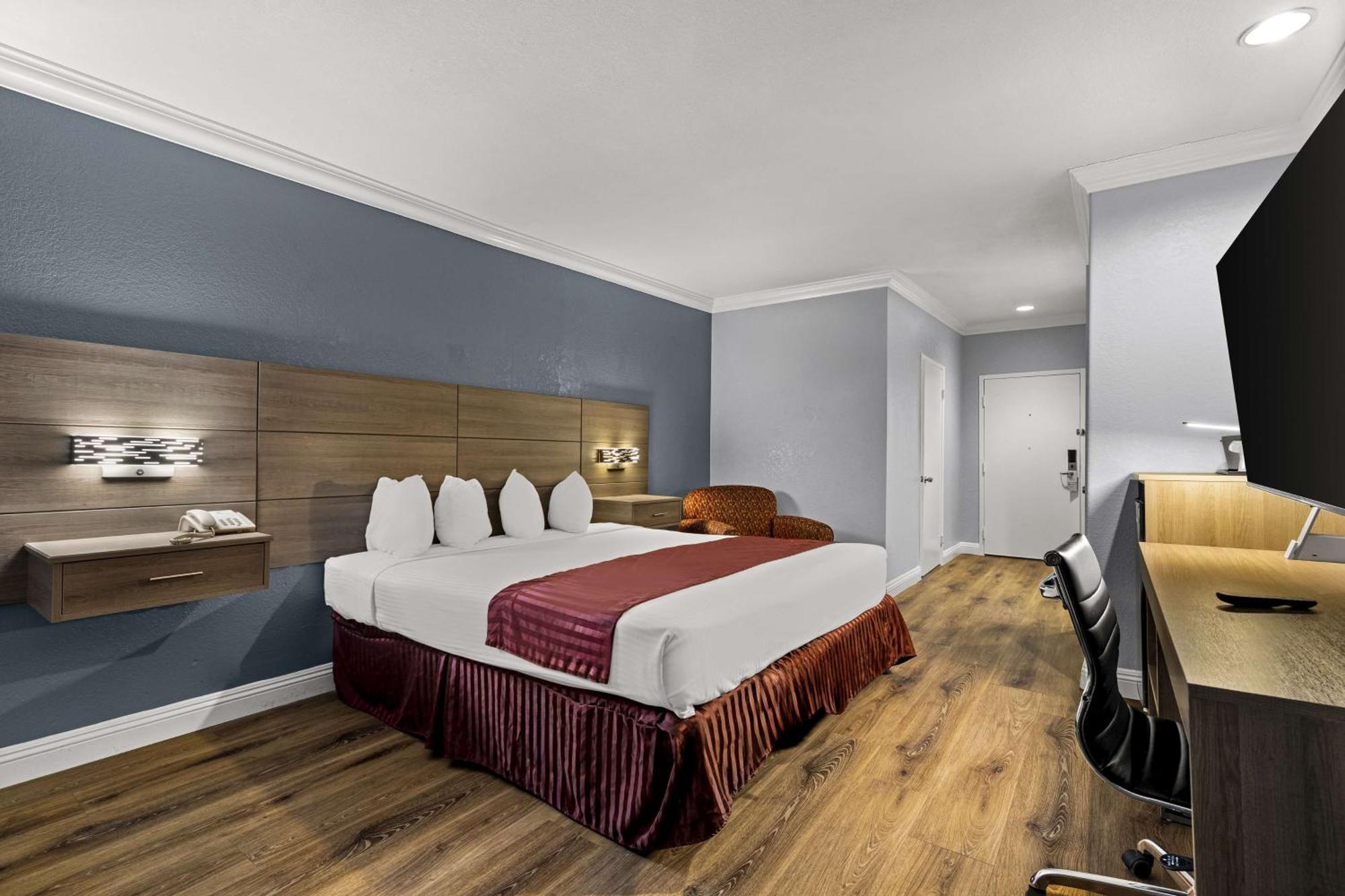 Best Western Moreno Hotel & Suites Морено-Валлі Екстер'єр фото