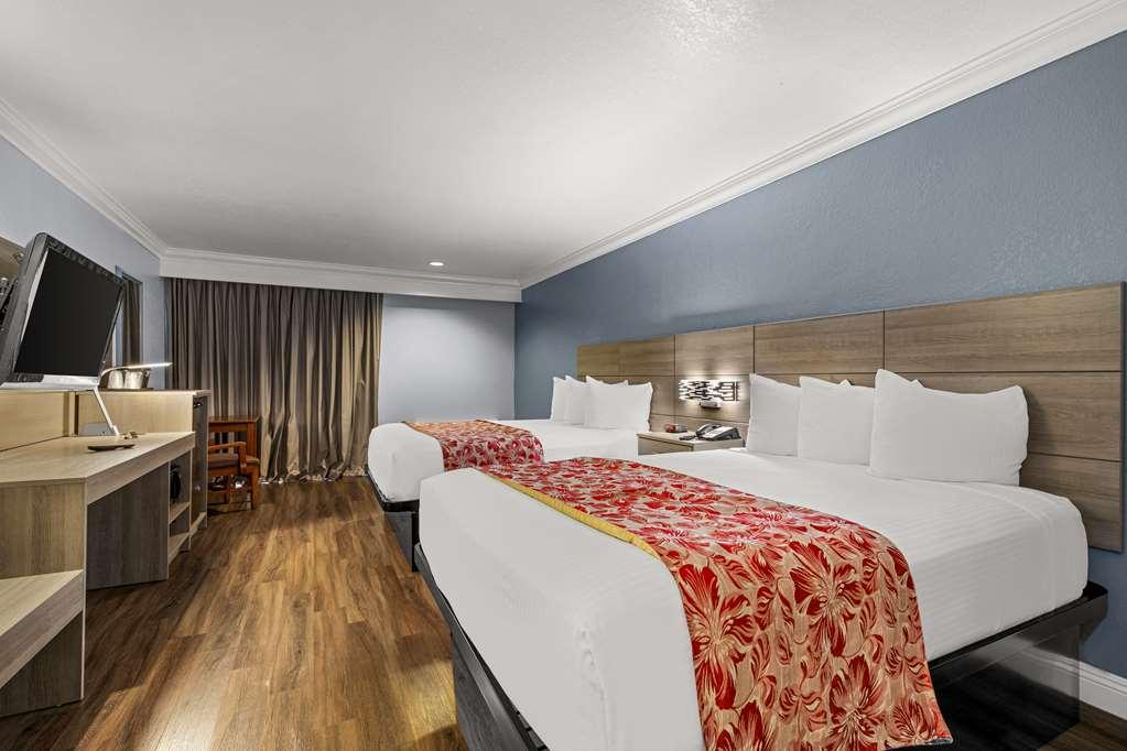 Best Western Moreno Hotel & Suites Морено-Валлі Номер фото