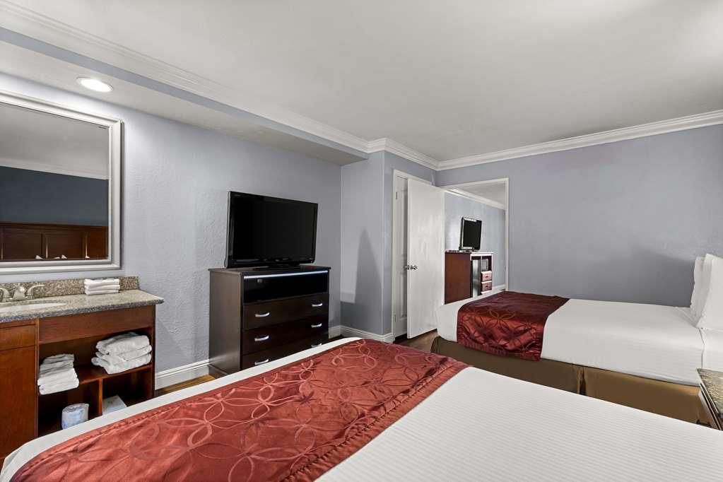 Best Western Moreno Hotel & Suites Морено-Валлі Номер фото