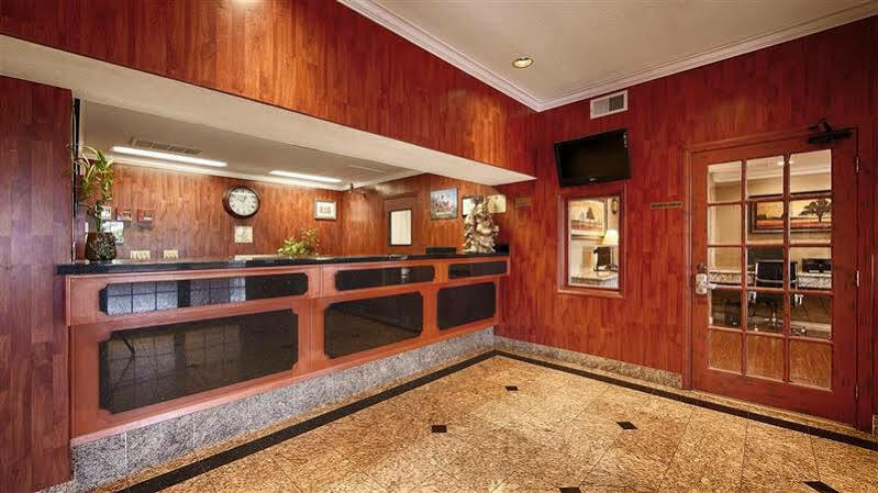 Best Western Moreno Hotel & Suites Морено-Валлі Екстер'єр фото